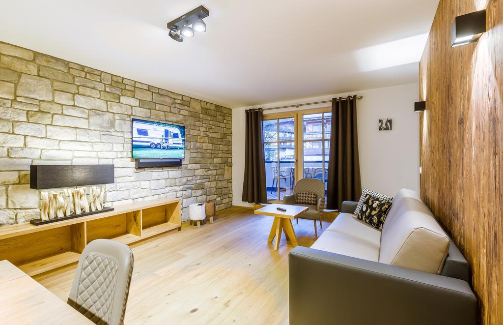 Bolodges Apartments By Alpin Rentals Saalbach-Hinterglemm Rom bilde